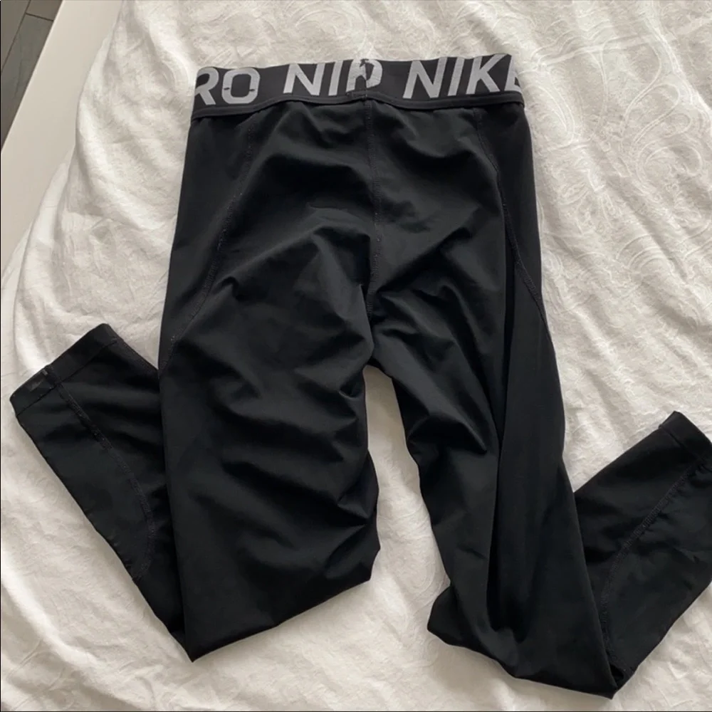Nike pro leggings - Picture 2 of 3